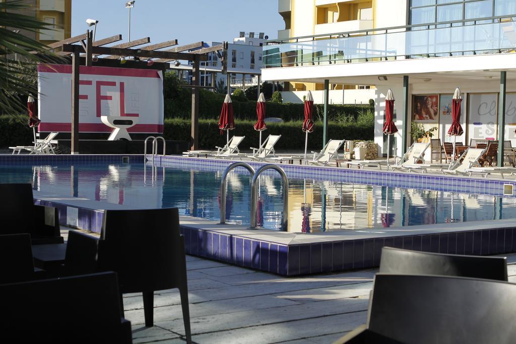 Club Esse Mediterraneo Montesilvano Marina Esterno foto
