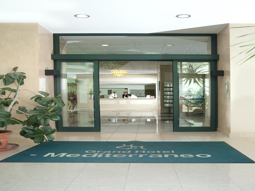 Club Esse Mediterraneo Montesilvano Marina Esterno foto